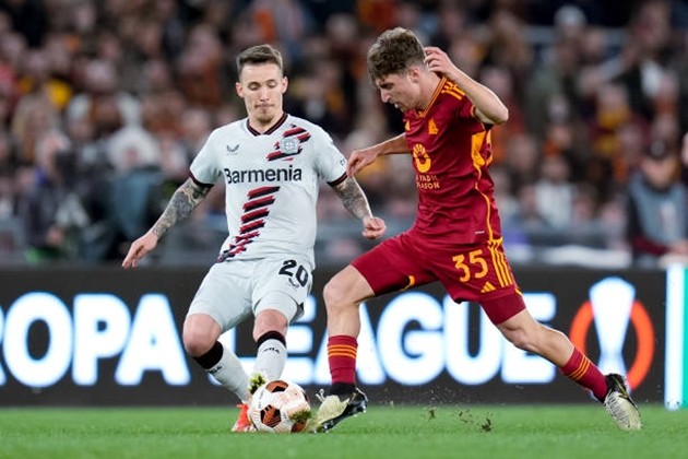 Xabi Alonso cảnh giác trước AS Roma - Bóng Đá