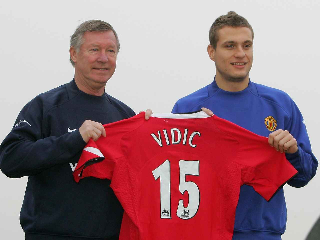 Thương vụ mua sắm đỉnh nhất lịch sử Man Utd - Bóng Đá