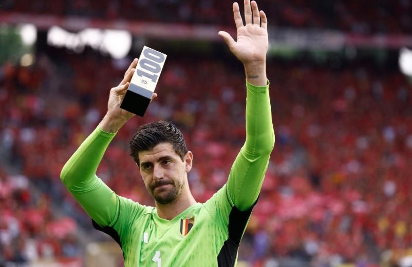 Real Madrid chọn xong thủ môn thay thế Courtois - Bóng Đá