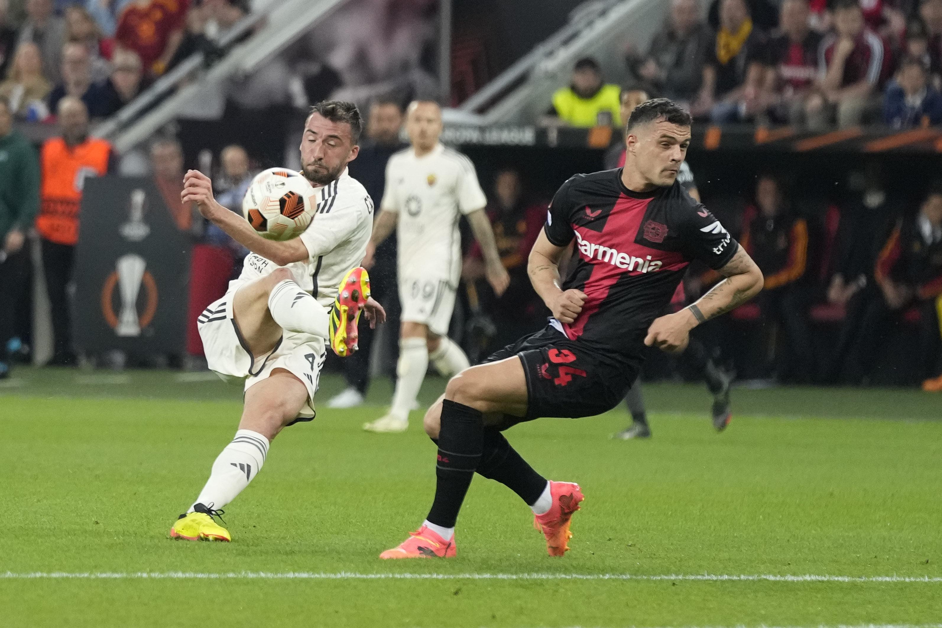 Granit Xhaka đã đúng khi rời Arsenal - Bóng Đá
