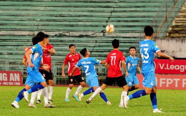 Hai cú đúp, Long An và Đà Nẵng tạo cơn mưa bàn thắng - Bóng Đá