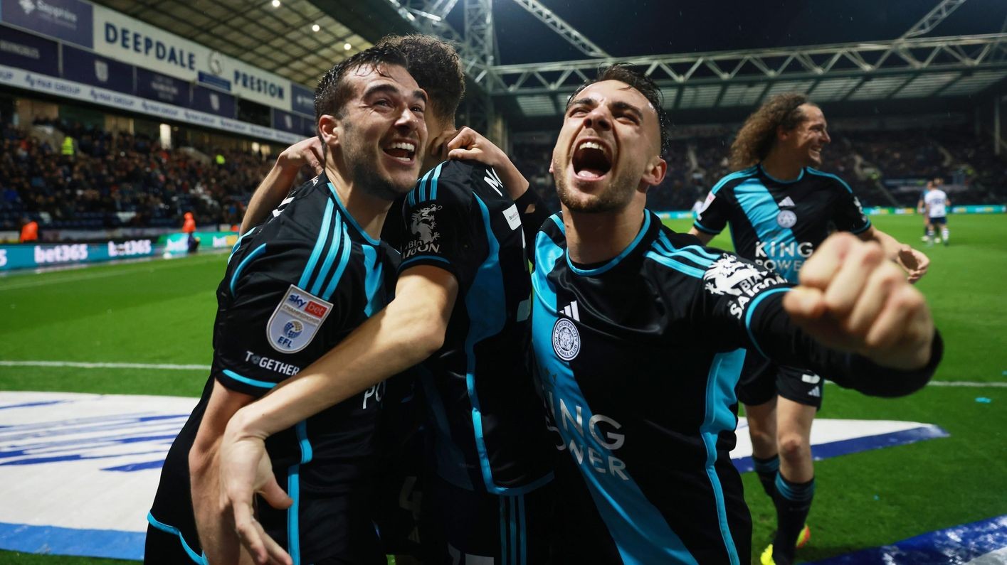 Leicester City mở hội - Bóng Đá