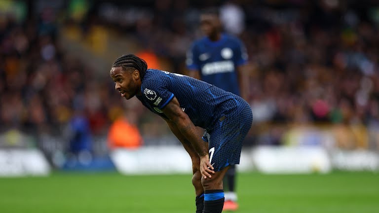 Cạn lời pha xử lý IQ 'âm vô cực' của Raheem Sterling - Bóng Đá