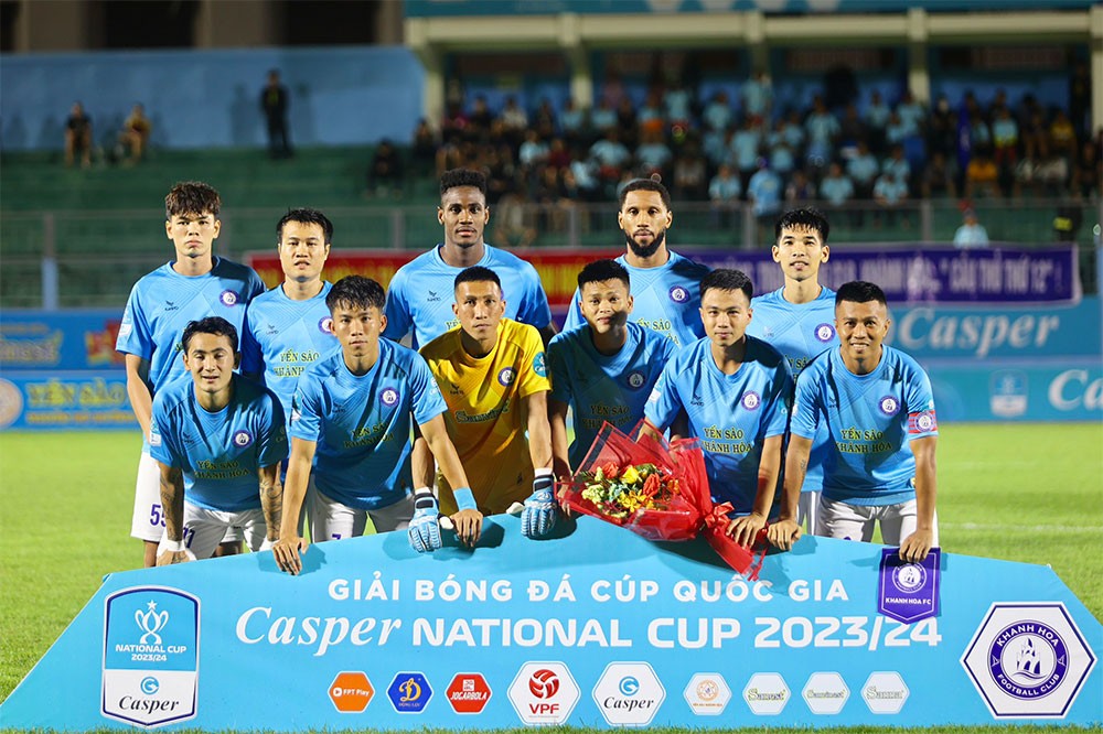 CLB V-League chưa trả lương cầu thủ, VFF đưa ra phương án - Bóng Đá