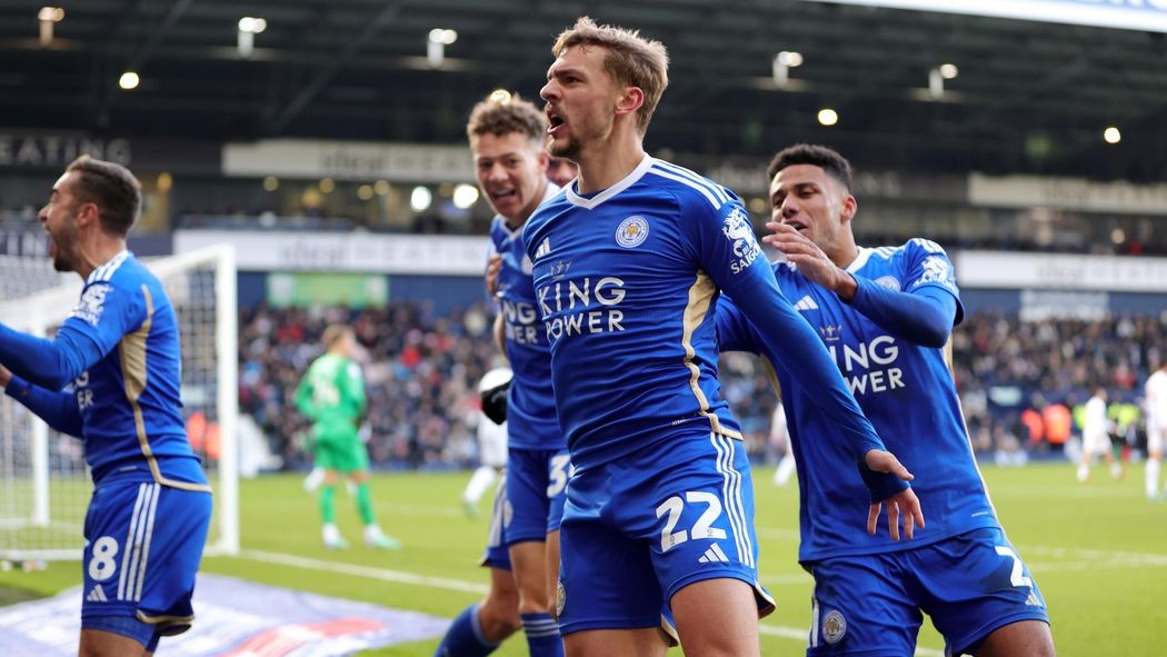 Quá đáng sợ! Leicester City cho đối thủ 'hít khói' ở Championship - Bóng Đá