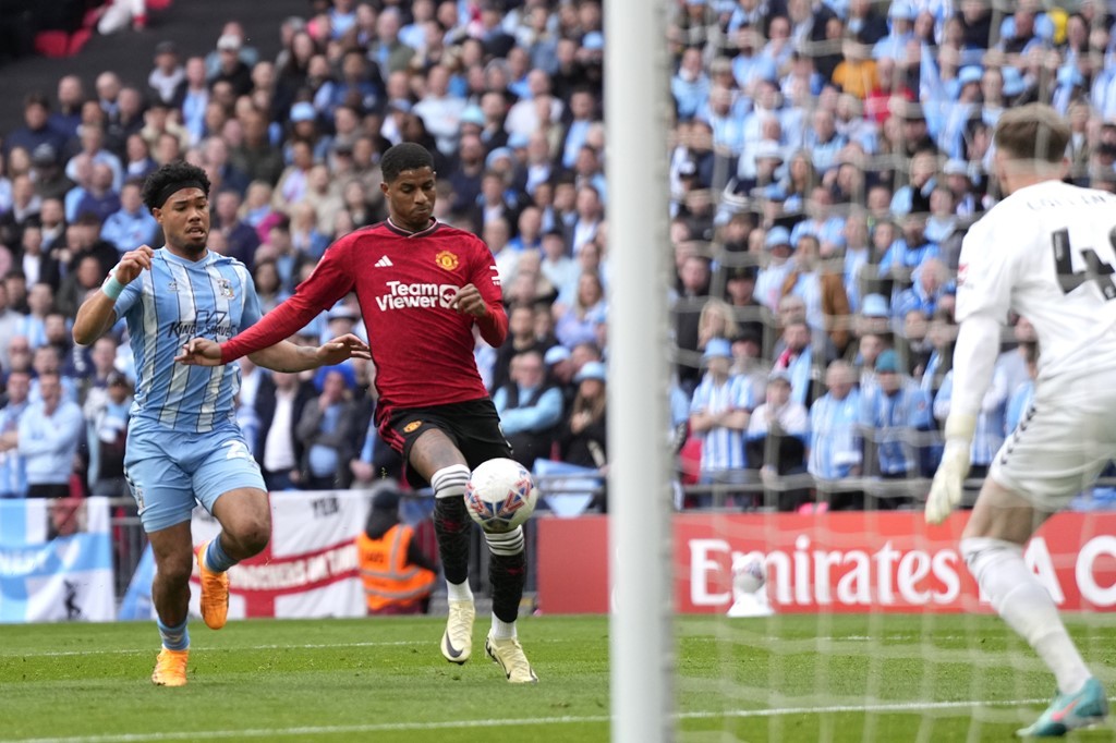 TRỰC TIẾP Coventry City 0-1 Man Utd: McTominay ghi bàn - Bóng Đá