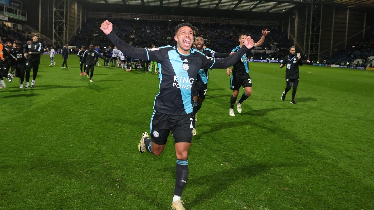 Leicester City mở hội - Bóng Đá