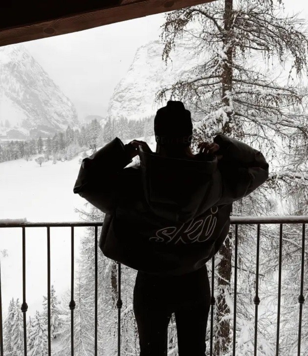 NAUGHTY BUT ICE Pep Guardiola’s daughter Maria branded the ‘snow queen’ as she shares stunning pictures from ‘girls’ ski trip’ - Bóng Đá
