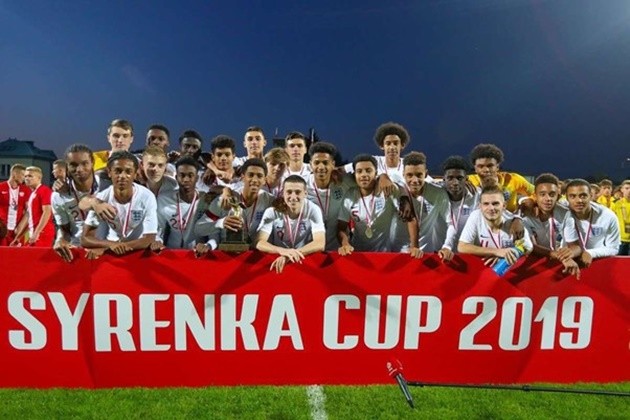 Tiểu sử Jude Bellingham (Kỳ 3): Cầu Thủ Trẻ Xuất Sắc Nhất Tuyển Anh - Bóng Đá