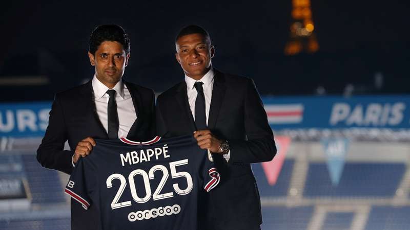Kylian Mbappe and PSG president 'heard screaming at each other' in ferocious argument over exit decision - Bóng Đá