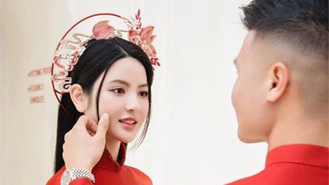 Quang Hải làm 1 việc, vợ chưa cưới thay đổi ánh mắt - Bóng Đá