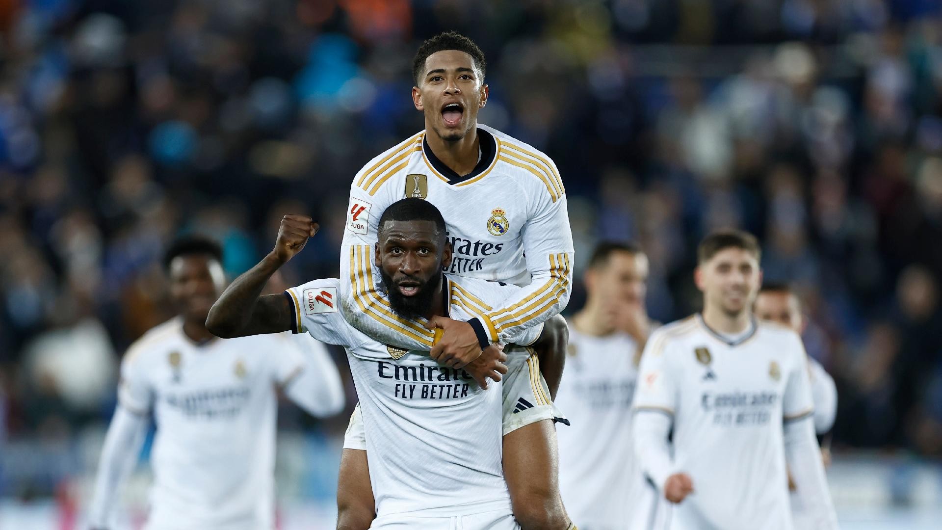 3 câu hỏi & 3 câu trả lời sau khi Real chiếm ngôi đầu La Liga - Bóng Đá