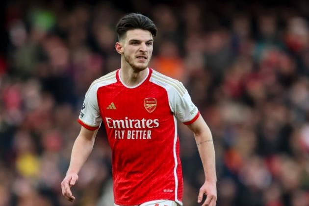 Jamie Carragher says Liverpool would be ‘six points clear’ if they had signed 24-year-old Arsenal player - Bóng Đá