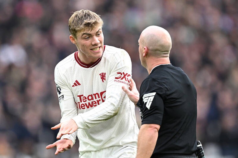 Tất cã đã sai về Rasmus Hojlund - Bóng Đá