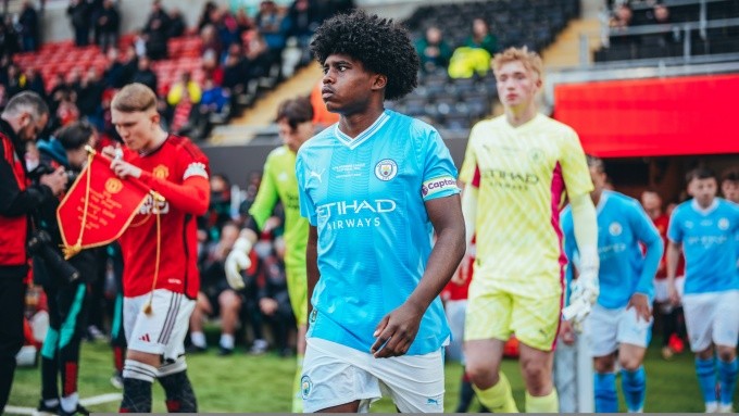 Hạ đẹp Man City, bầy trẻ Quỷ đỏ lên đỉnh nước Anh - Bóng Đá