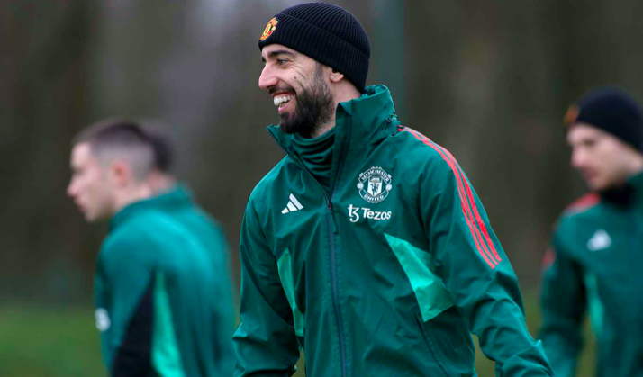 Hình ảnh khó tin của dàn sao M.U trên sân tập trước trận Liverpool - Bóng Đá