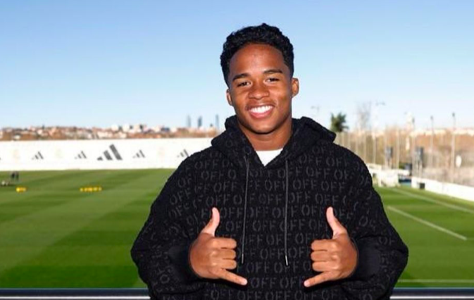 Endrick: “I am very excited to play with Real Madrid shirt - Bóng Đá