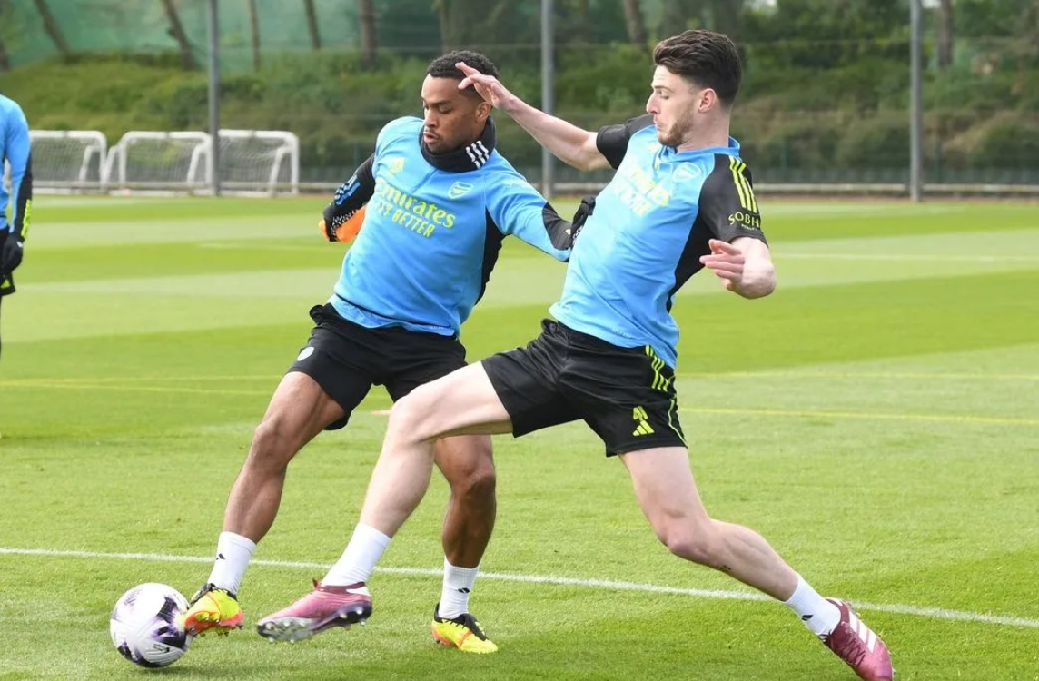 Arsenal tập - Bóng Đá