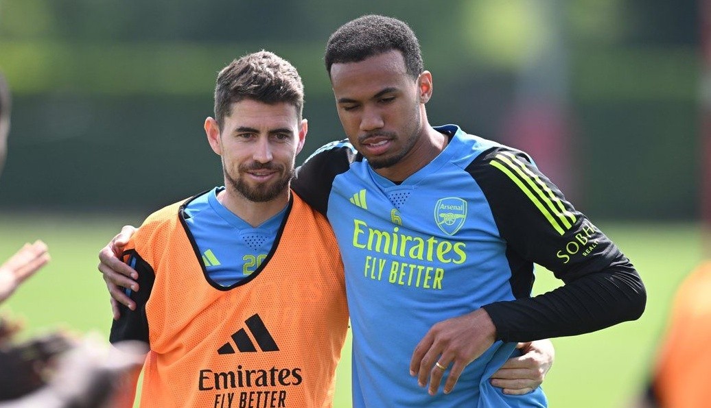 Hình ảnh đáng sợ của Arsenal trên sân tập trước đại chiến M.U - Bóng Đá