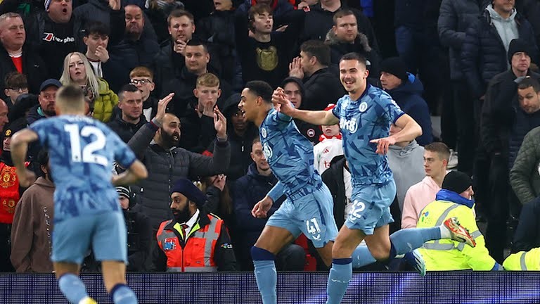 Manchester United - Aston Villa 4h50- 5h20 - Bóng Đá