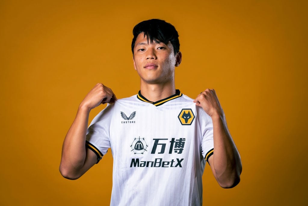 Sao Hàn Quốc được CLB Premier League tưởng thưởng - Bóng Đá