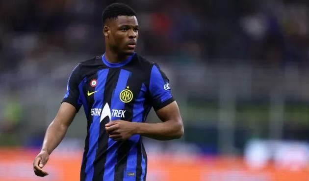 Inter Milan set price for Manchester United target Denzel Dumfries as Aston Villa join transfer race - Bóng Đá