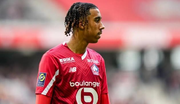 Arsenal, Chelsea run rule over Leny Yoro Arsenal, Chelsea scout 18-year-old Real Madrid target - Bóng Đá