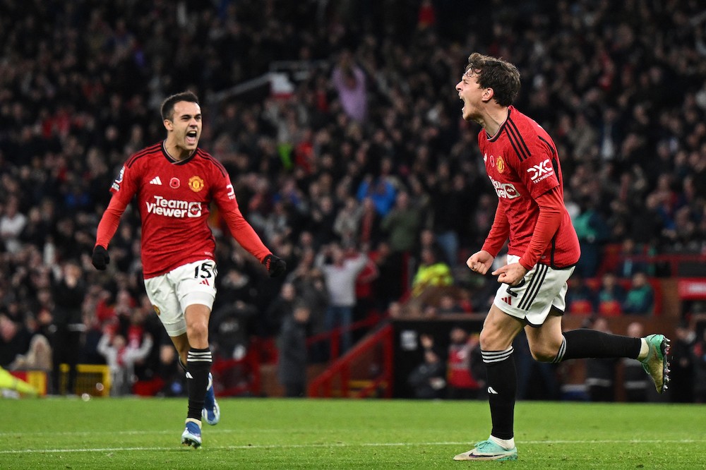 Không Maguire & Shaw, Man Utd dùng đội hình nào đấu Liverpool? - Bóng Đá