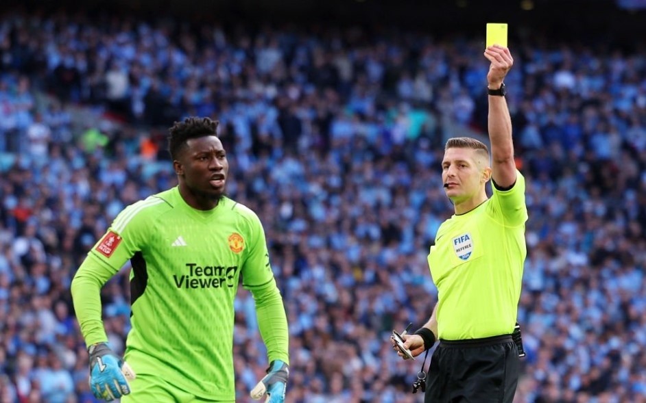 Ngả mũ trước Andre Onana - Bóng Đá