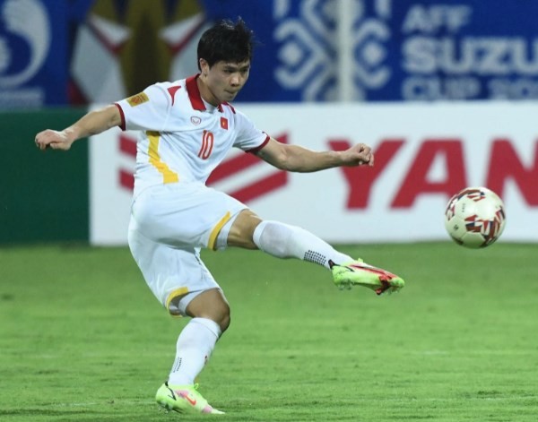 Công Phượng áp đảo trong cuộc bầu chọn Bàn thắng đẹp AFF Cup - Bóng Đá