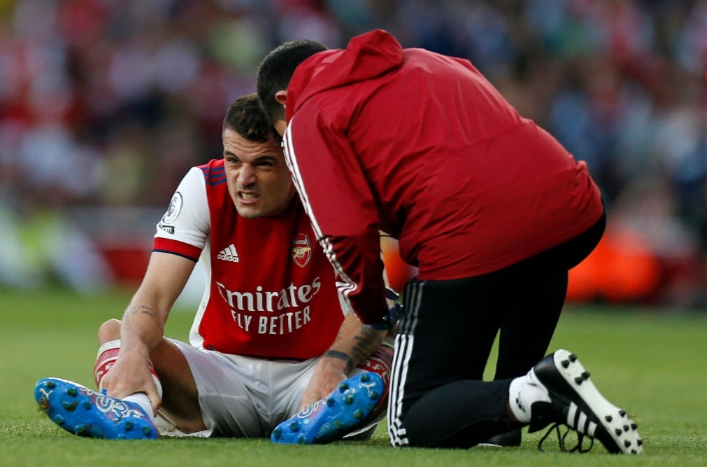 Chấn thương trở nặng, Xhaka ngồi ngoài dài hạn? - Bóng Đá
