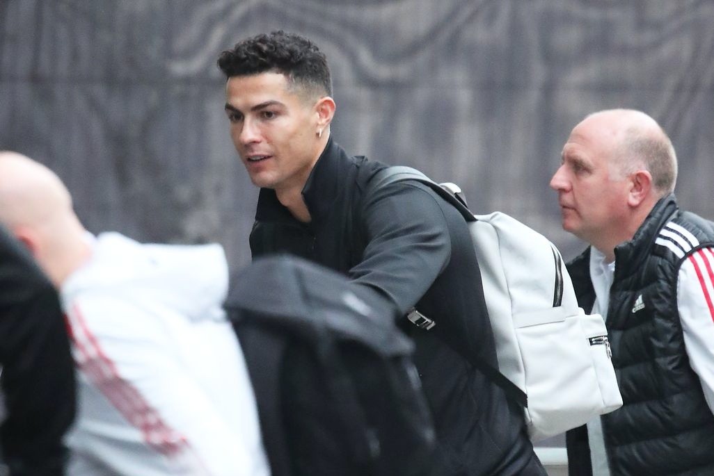 Cả đội Man Utd hội quân, cầu thủ đòi ra đi vắng mặt - Bóng Đá