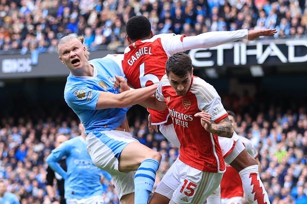 Micah Richards on Gabriel Magalhaes  - Bóng Đá