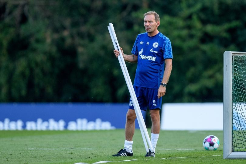 Manchester United to add sports psychologist to Ralf Rangnick's coaching staff - Bóng Đá