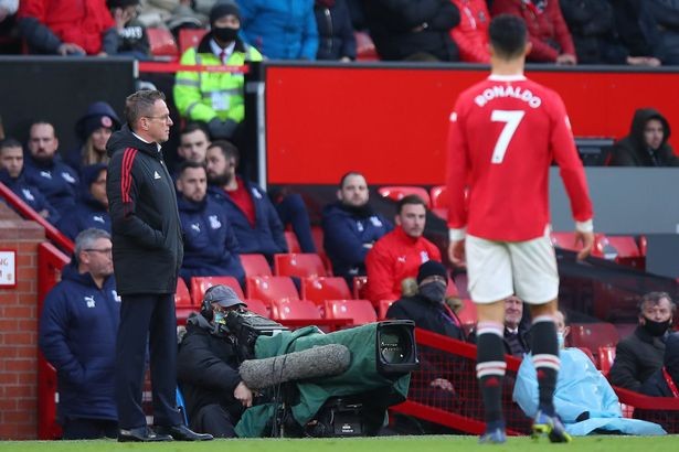 Cristiano Ronaldo 'not convinced' by Ralf Rangnick as Man Utd frustrations come to light - Bóng Đá