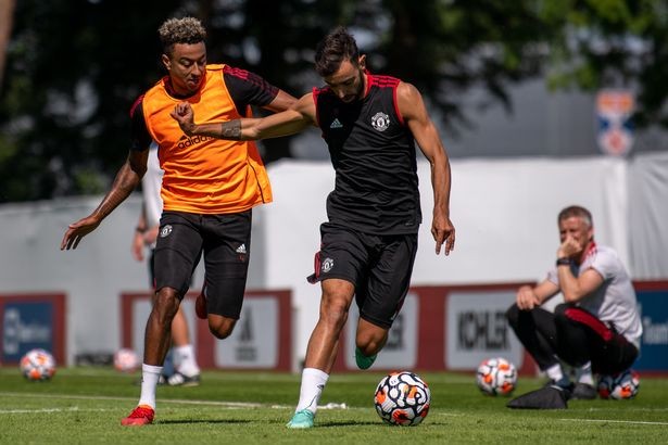 Ole Gunnar Solskjaer urged to drop Bruno Fernandes due to 