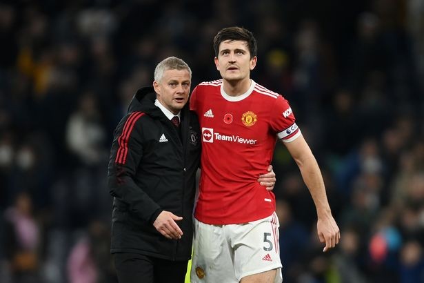 Ole Gunnar Solskjaer's captaincy plans for Harry Maguire after Roy Keane criticism - Bóng Đá
