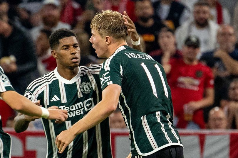 Hojlund Rashford - Bóng Đá
