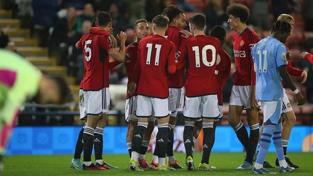 Forgotten Premier League star, 37, scores winner for Man Utd in youth derby clash - Bóng Đá