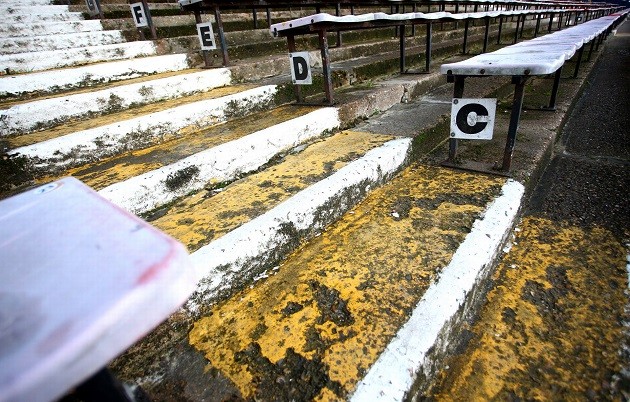 Luton will need a mad £10m three-month dash to get Kenilworth Road stadium  - Bóng Đá