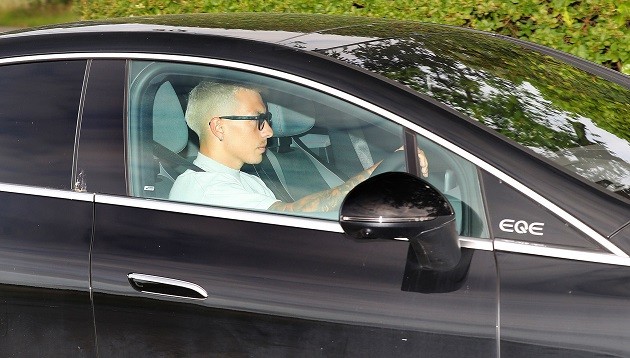 Manchester United players return to pre-season training - pictures - Bóng Đá