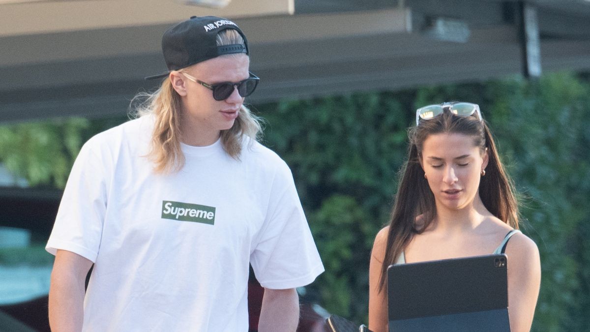 Erling Haaland 'smitten' with footballer girlfriend, 18, he's been dating for months - Bóng Đá