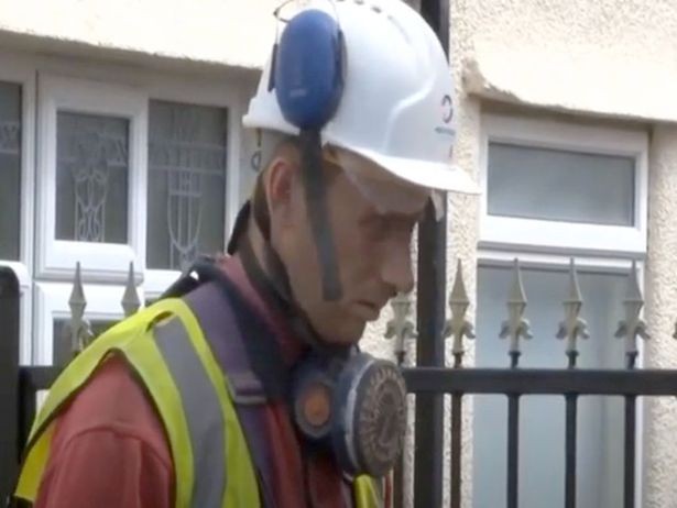 Ex-Man Utd ace who played in Champions League quit football aged 27 to become builder - Bóng Đá