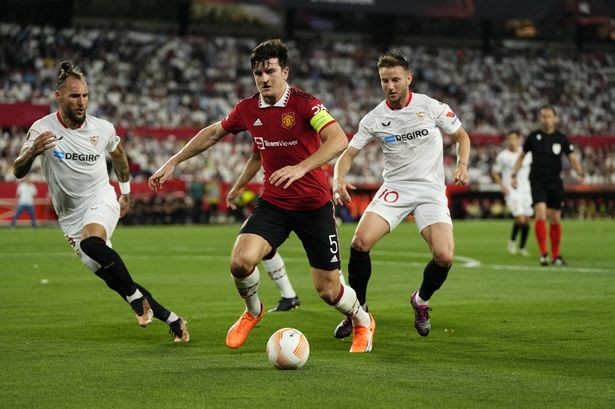 Man Utd have wasted at least £127m on Harry Maguire as Erik ten Hag transfer lists captain - Bóng Đá