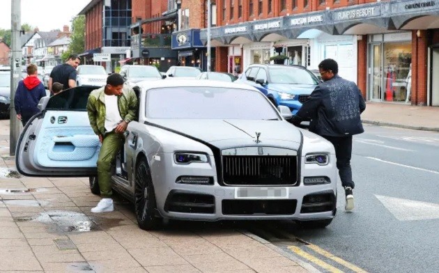 Inside Marcus Rashford's stunning car collection as the Manchester United star buys his third Rolls-Royce worth £560,000 - Bóng Đá