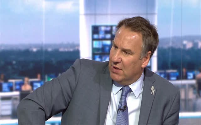 Liverpool 'nghiền nát' Chelsea, Paul Merson lập tức thay đổi quan điểm - Bóng Đá