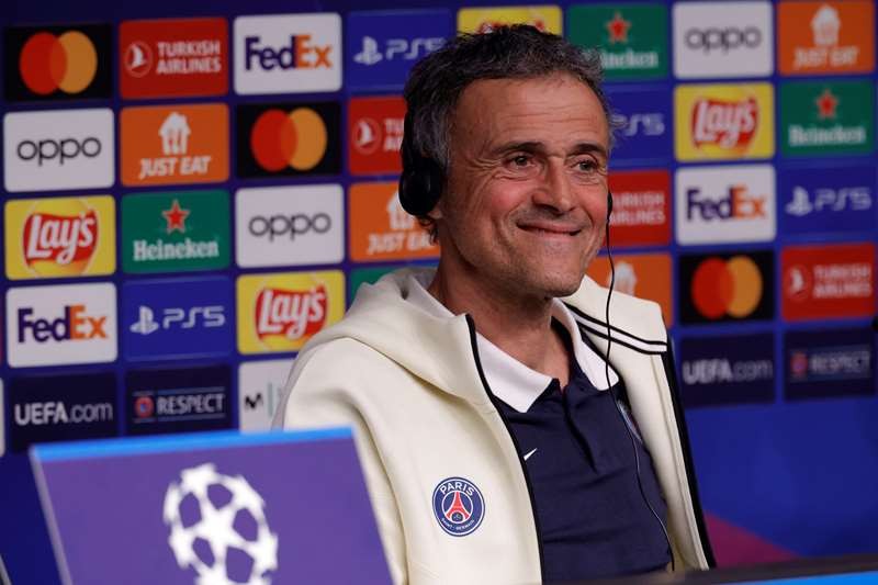 Mbappe gây chú ý khi tới Tây Ban Nha - Bóng Đá