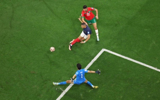 TRỰC TIẾP Pháp 1-0 Morocco (H1): Nhà ĐKVĐ liên tiếp lỡ cơ hội - Bóng Đá