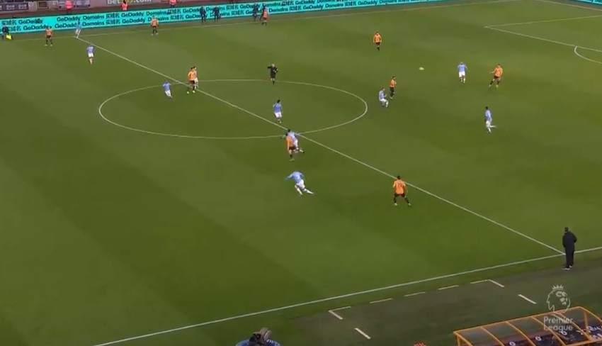 Ai mắc lỗi trong pha bóng Ederson Moraes nhận thẻ đỏ? - Bóng Đá