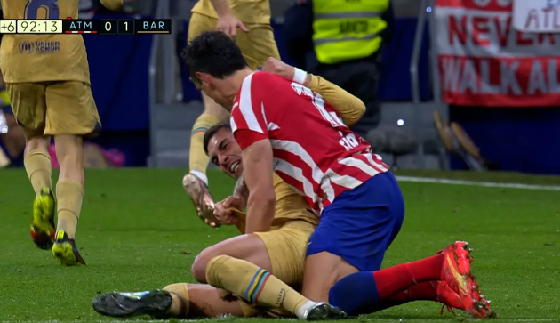 Atletico Madrid vs Barcelona: Why were Stefan Savic and Ferran Torres sent off? - Bóng Đá